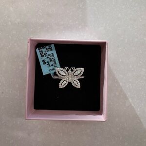 Elegant Silver Butterfly Ring